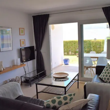Ground Floor With Private Garden Bellresguard 아파트 *