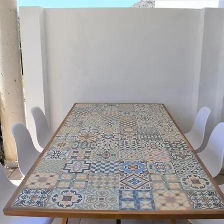 Ground Floor With Private Garden Bellresguard 포엔샤 항구